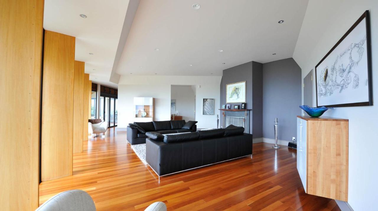 Windhover Suites Tasman Exterior foto